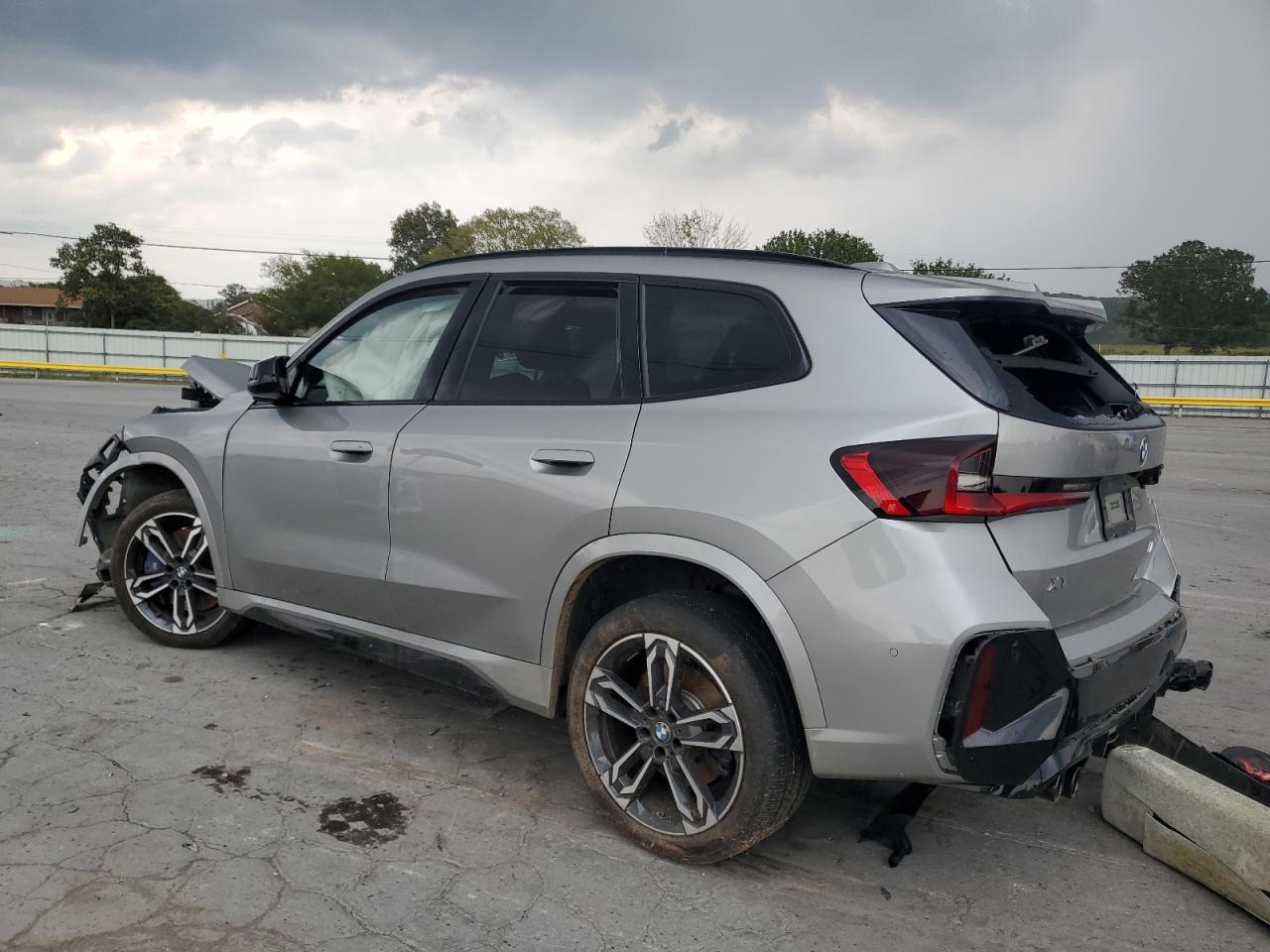 BMW X Series M35i Image 4