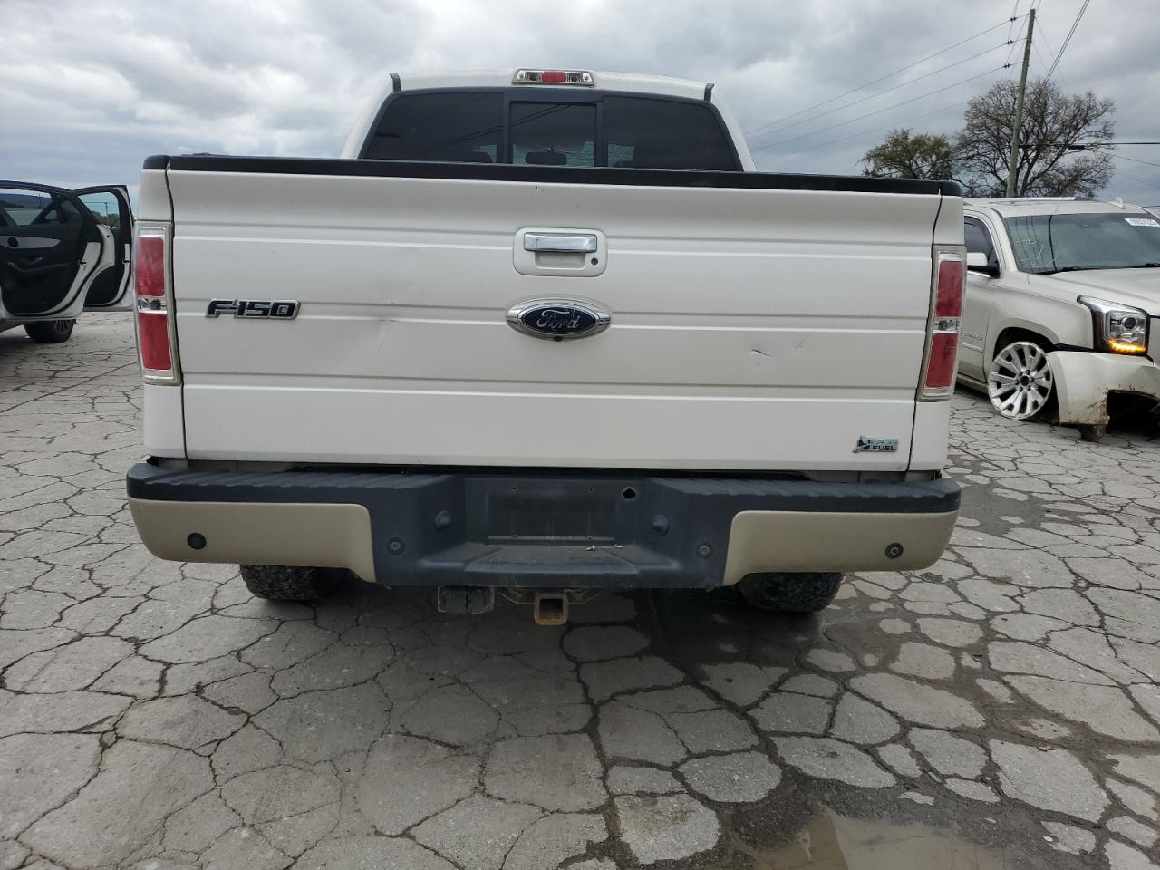 Ford F-150 Supercrew Image 2