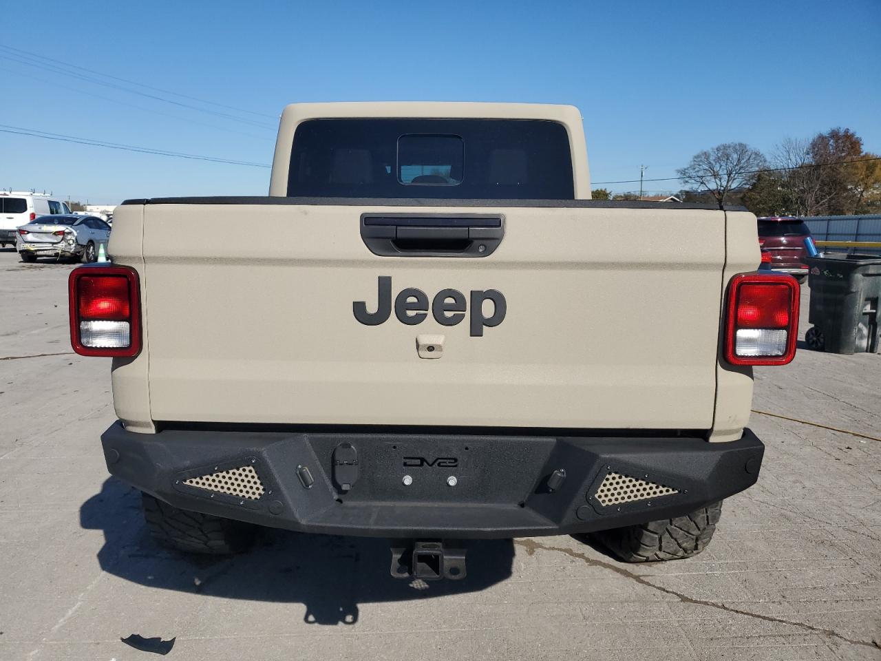 Jeep Gladiator Sport Image 9