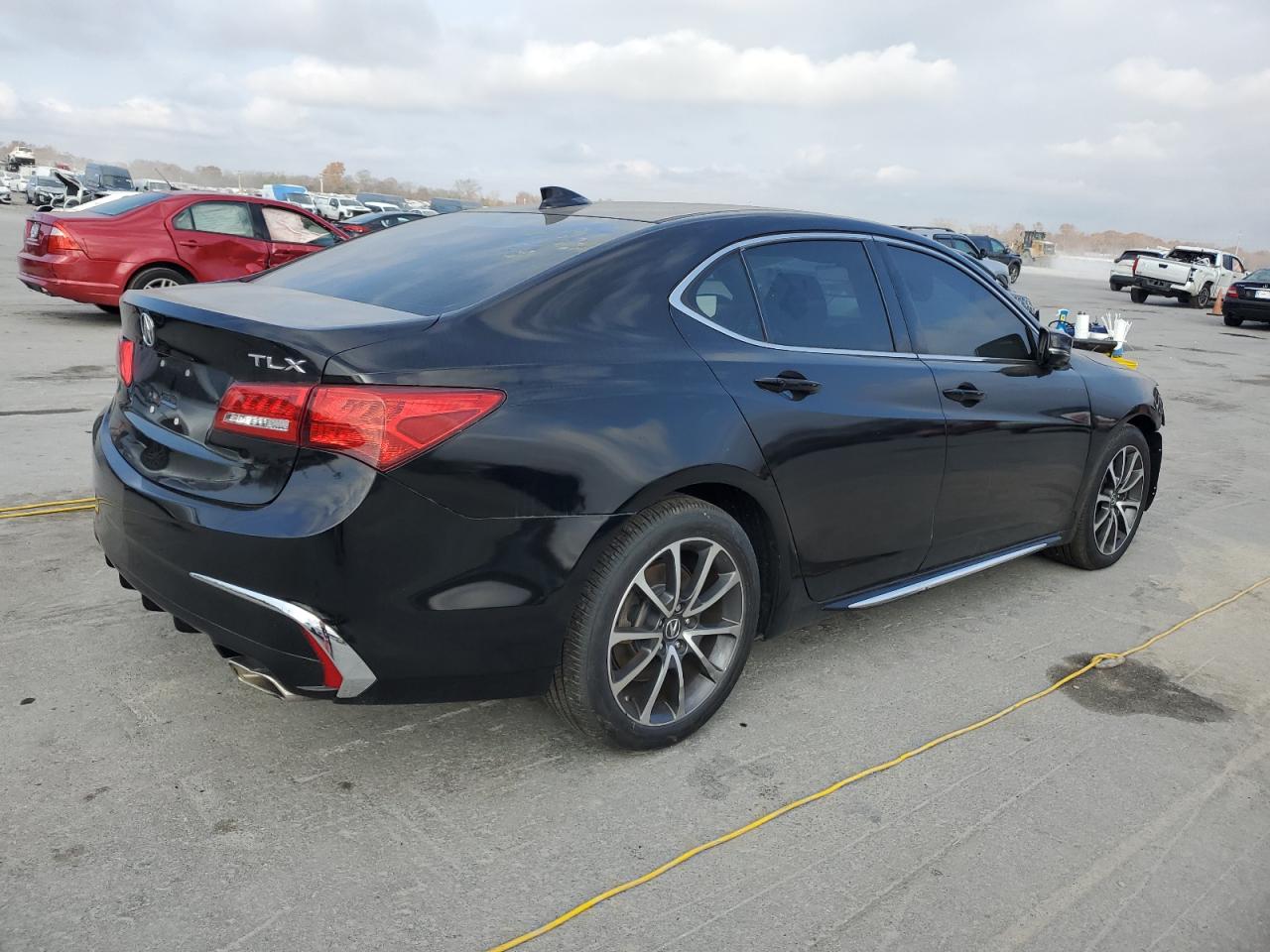 Acura TLX Tech Image 2