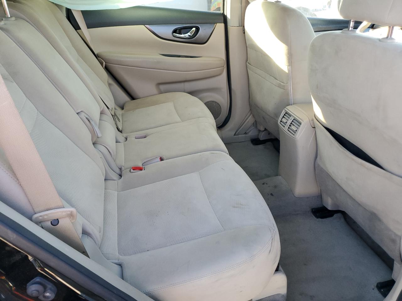 Nissan Rogue S Image 14