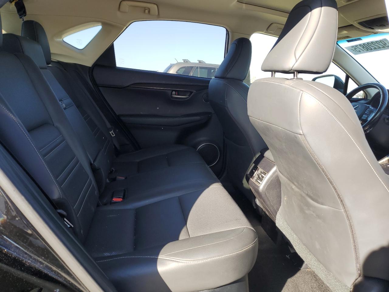 Lexus NX 200t Base Image 9