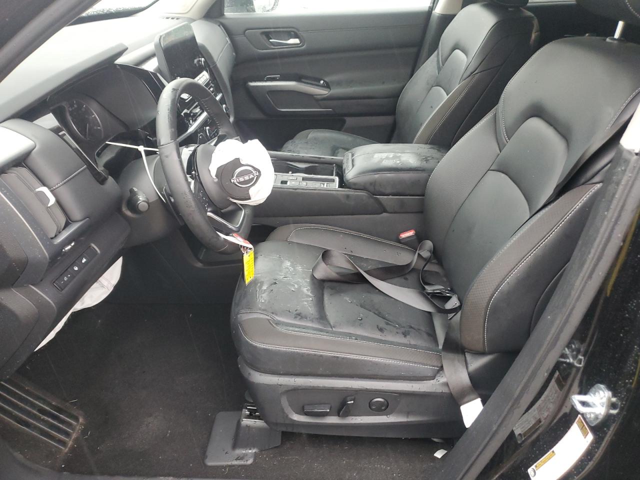 Nissan Pathfinder Sl Image 10