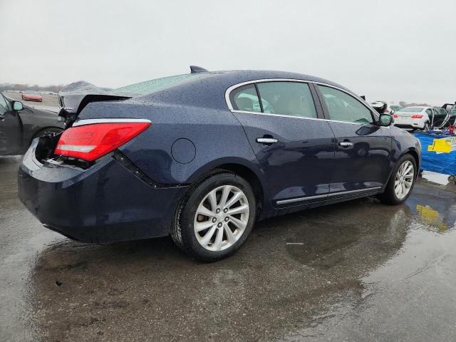 Buick LaCrosse Image 12