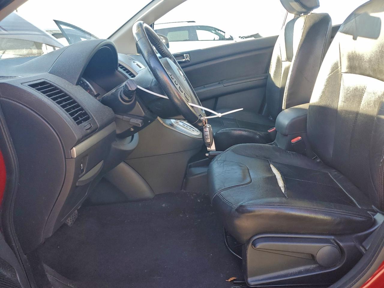 Nissan Sentra 2.0 Image 5