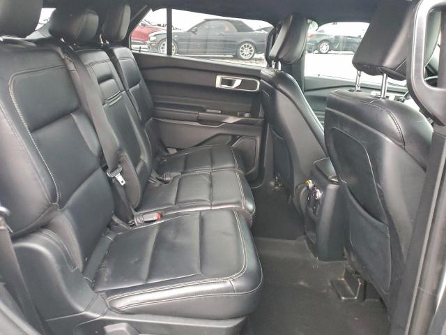 Ford Explorer Xlt Image 6