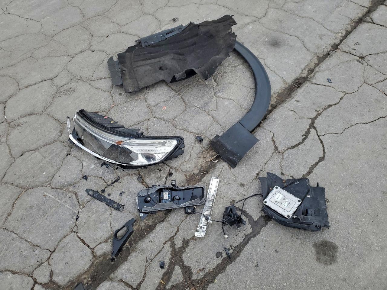 Ford Explorer Xlt Image 11