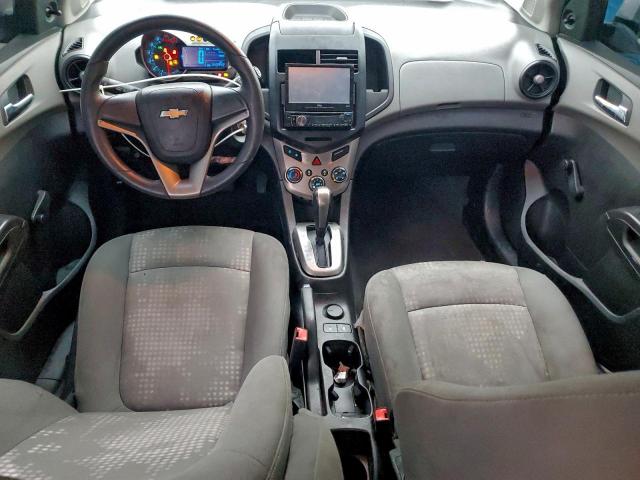 Chevrolet Sonic Ls Image 10