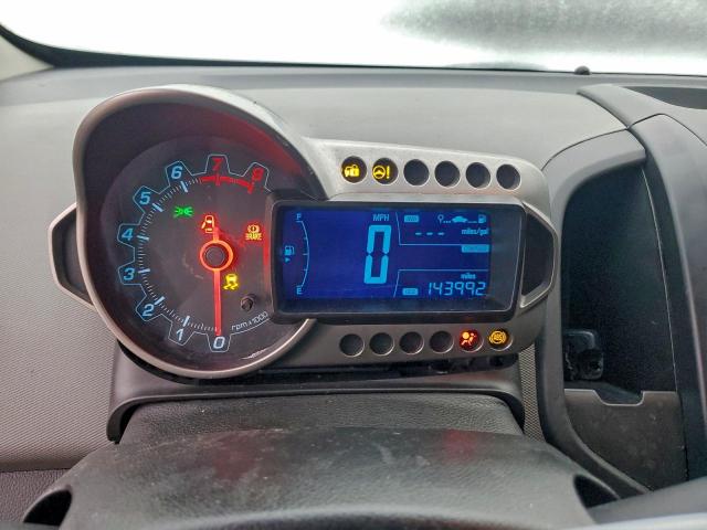 Chevrolet Sonic Ls Image 7