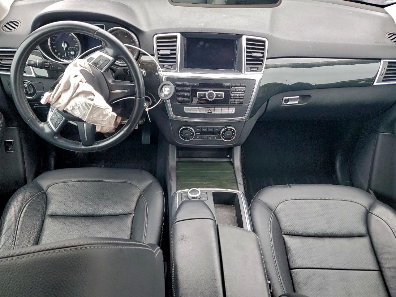 Mercedes-Benz M-Class 350 4matic Image 9