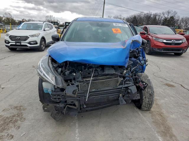 Nissan Kicks S Image 4