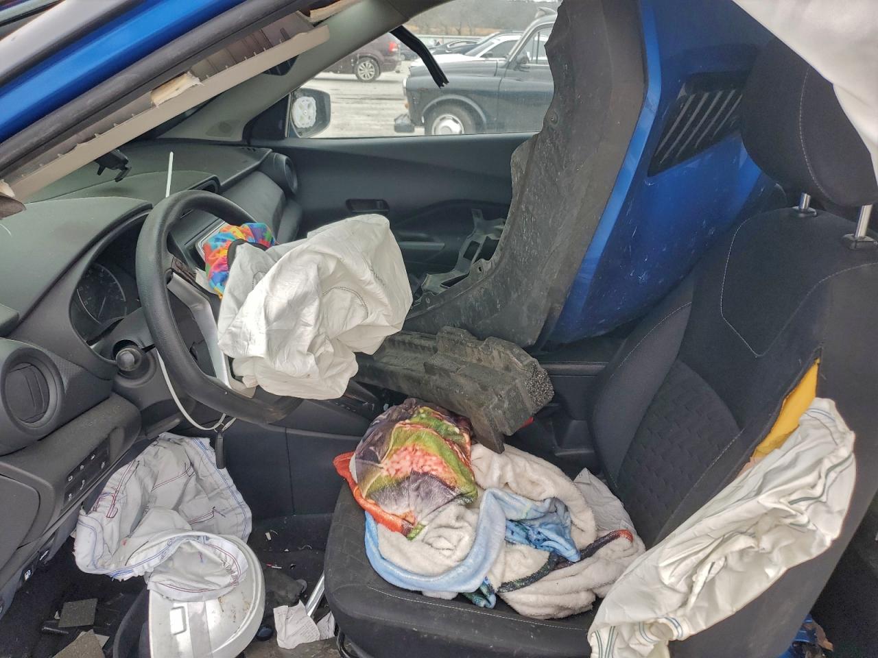 Nissan Kicks S Image 9