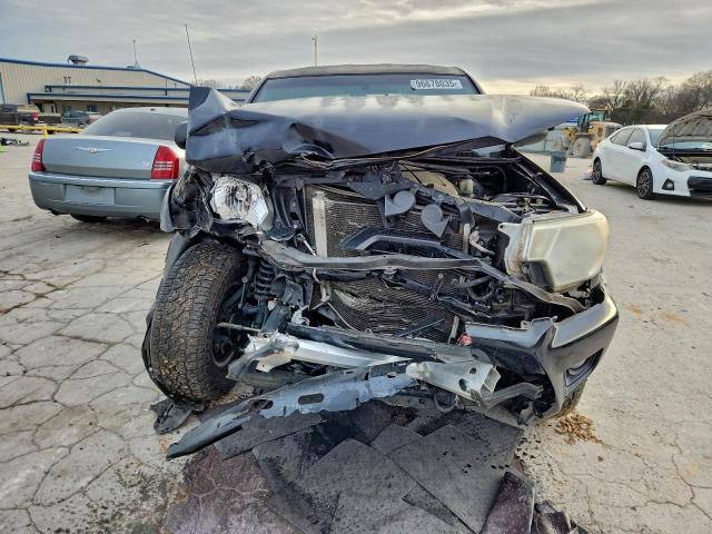 Toyota Tacoma Double Cab Image 7