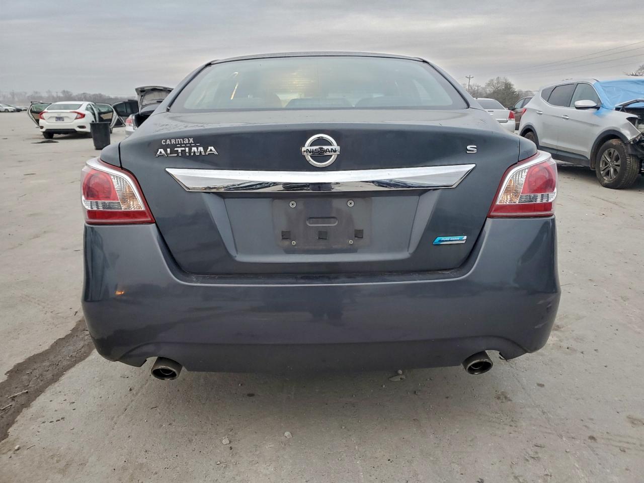 Nissan Altima 2.5 Image 4