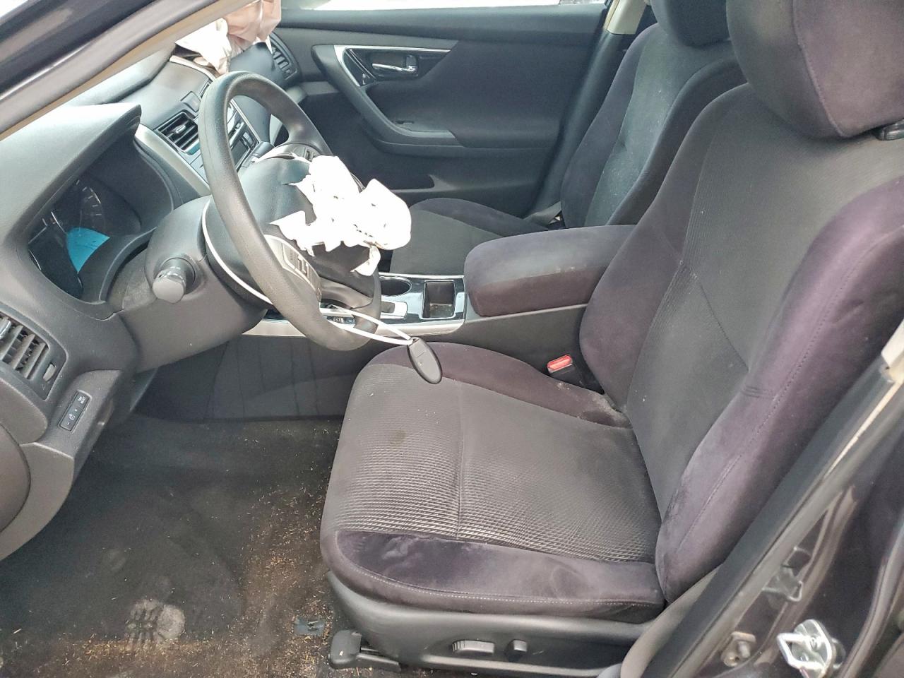 Nissan Altima 2.5 Image 8