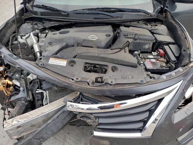 Nissan Altima 2.5 Image 9