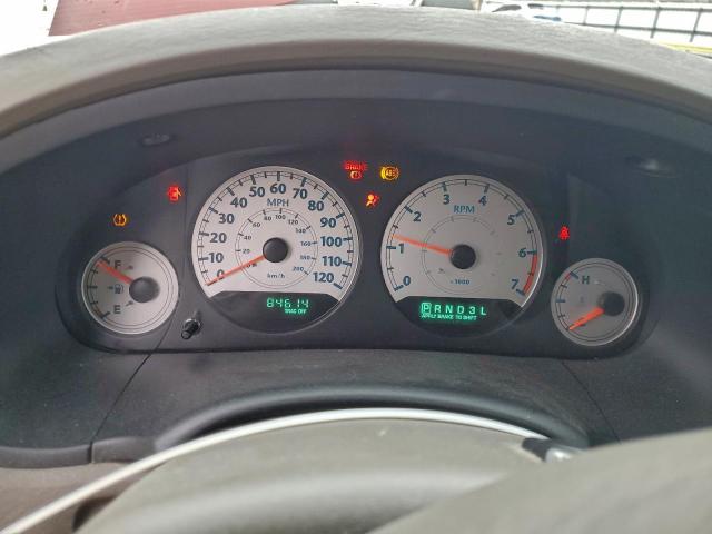 Chrysler Minivan Touring Image 5