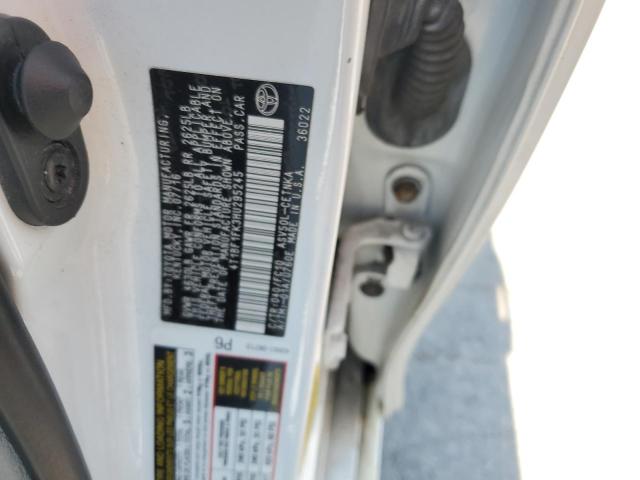 Toyota Camry Le Image 4