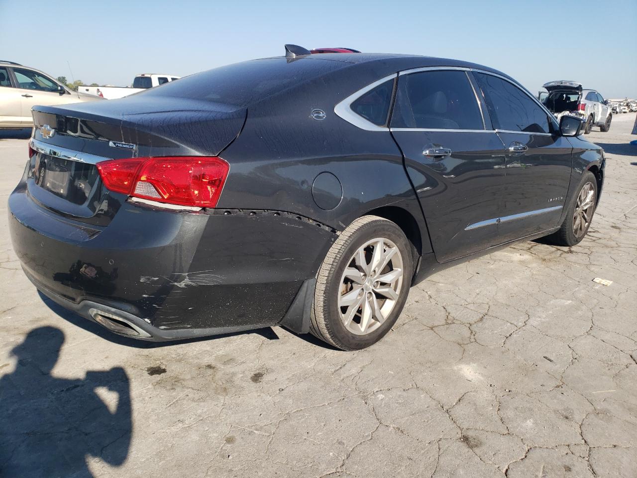 Chevrolet Impala Premier Image 12