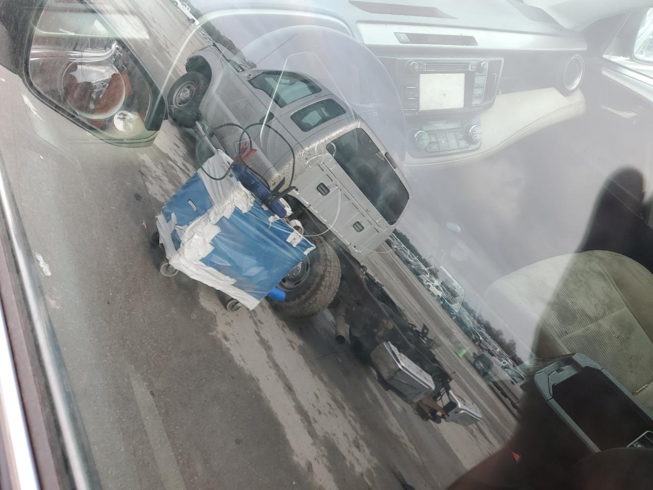 Toyota RAV4 Xle Image 9