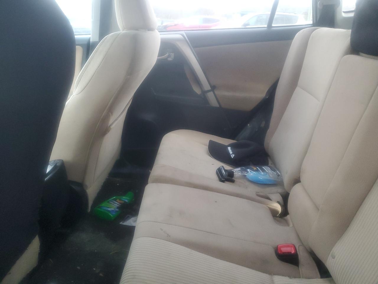 Toyota RAV4 Xle Image 10