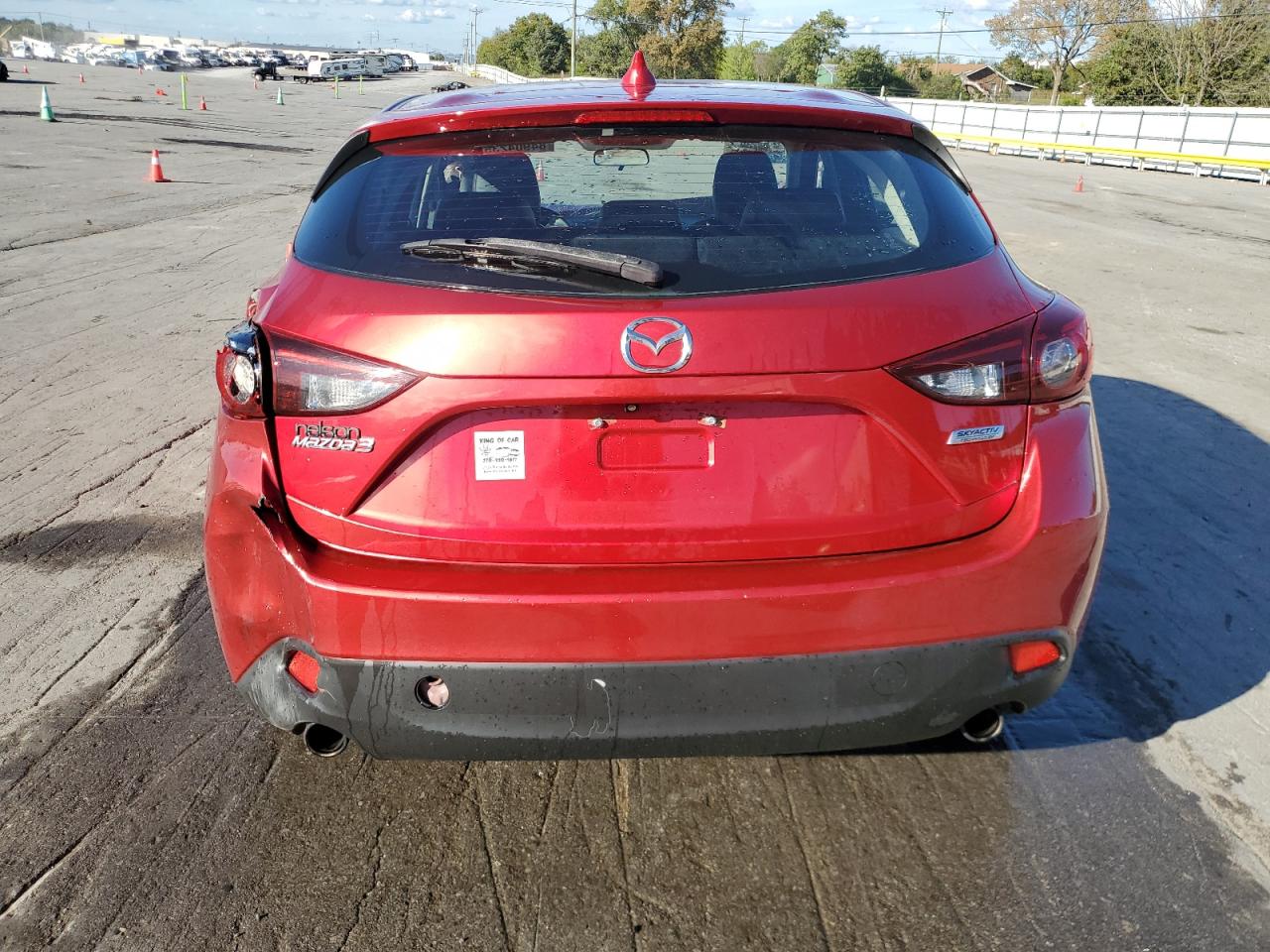 Mazda 3 Grand Touring Image 3