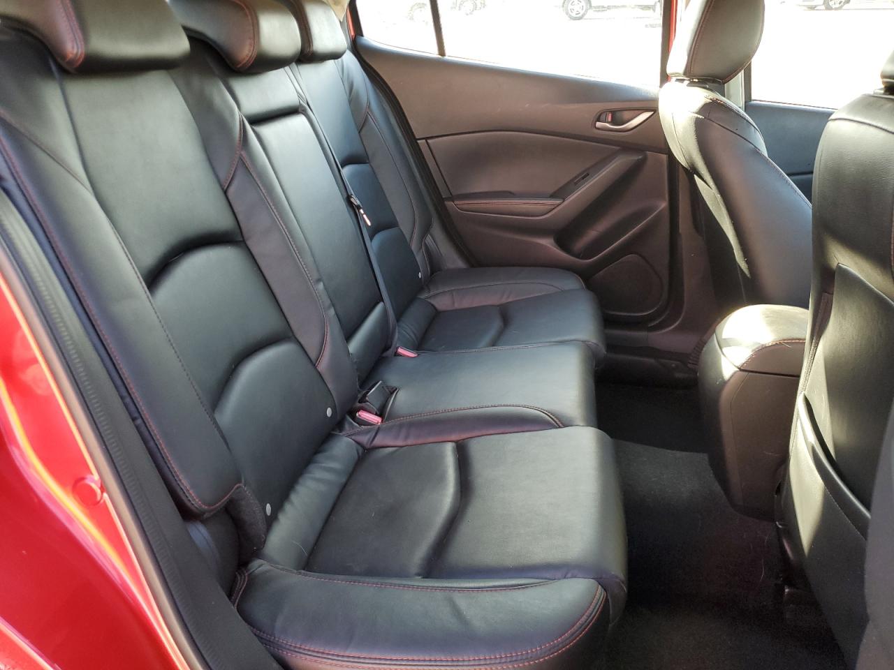 Mazda 3 Grand Touring Image 6