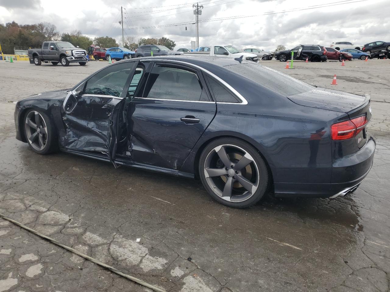 Audi S8 Plus Quattro Image 9