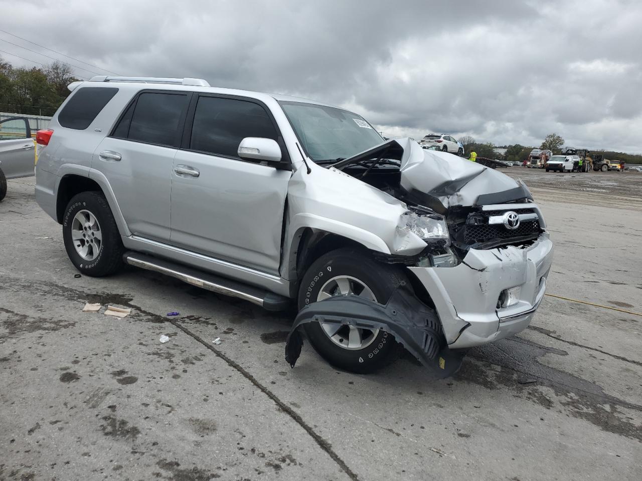 Toyota 4Runner Sr5 Image 4