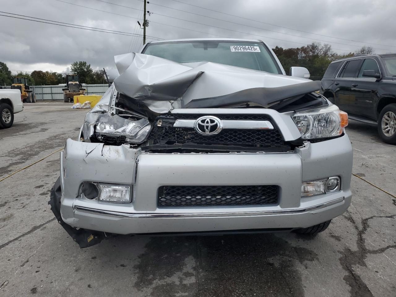 Toyota 4Runner Sr5 Image 5