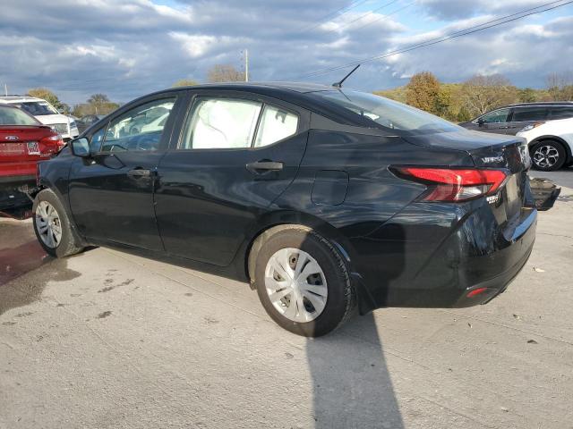 Nissan Versa S Image 2