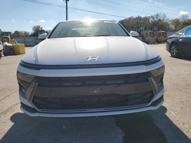 Hyundai SONATA Sel Image 8