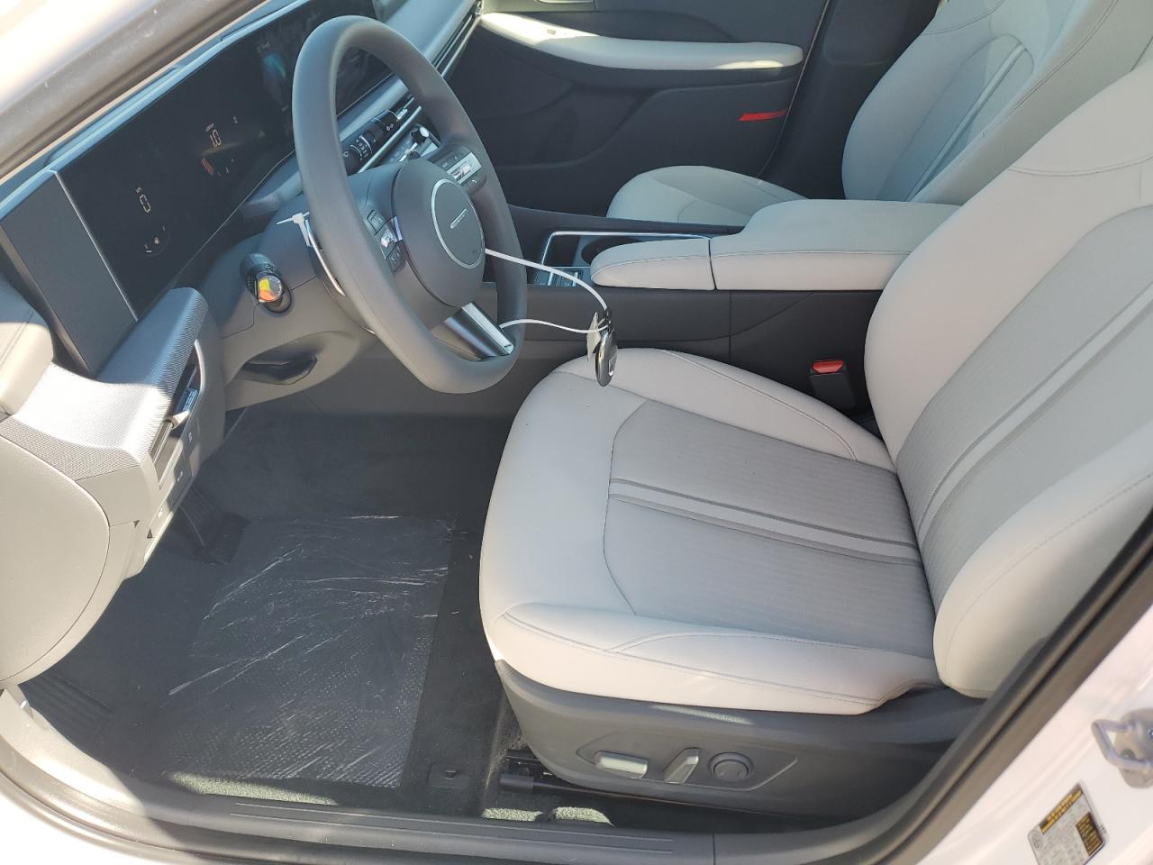 Hyundai SONATA Sel Image 7