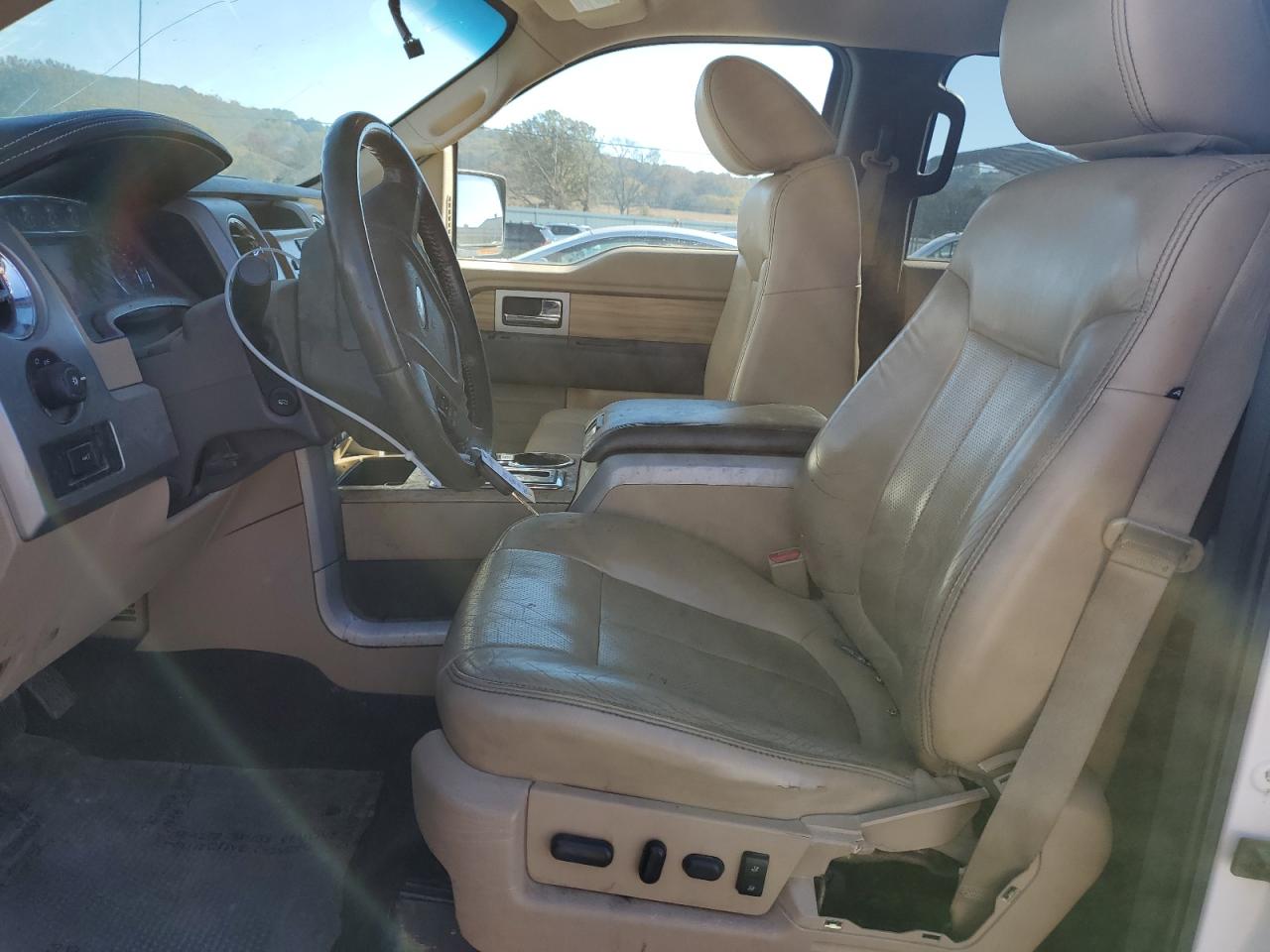 Ford F-150 Supercrew Image 3