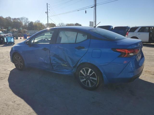 Nissan Versa S Image 6