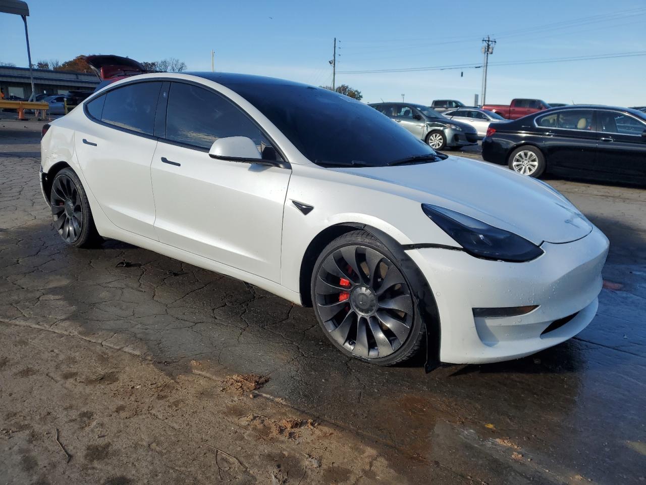 Tesla Model 3 Image 7
