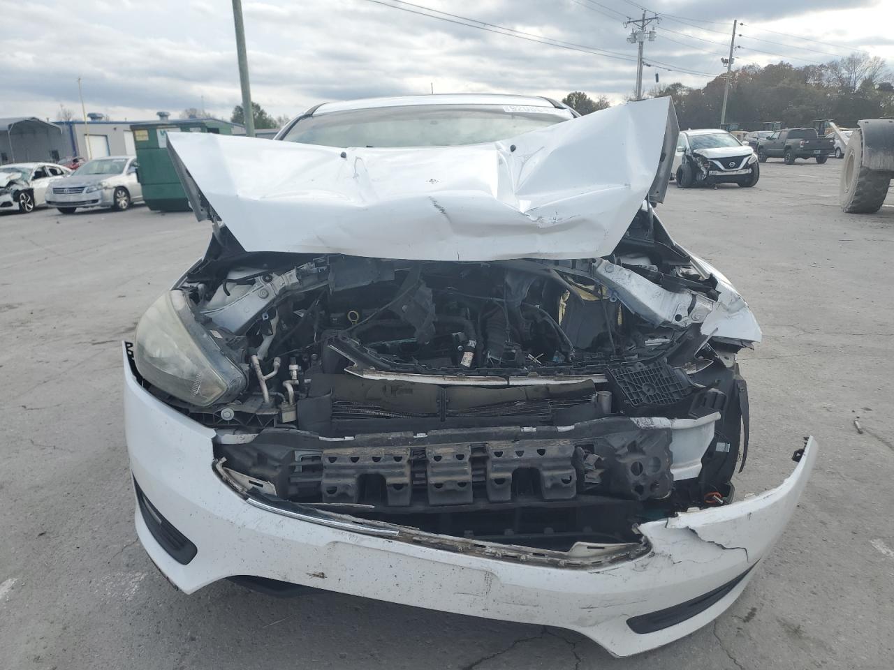 Ford Focus Se Image 12