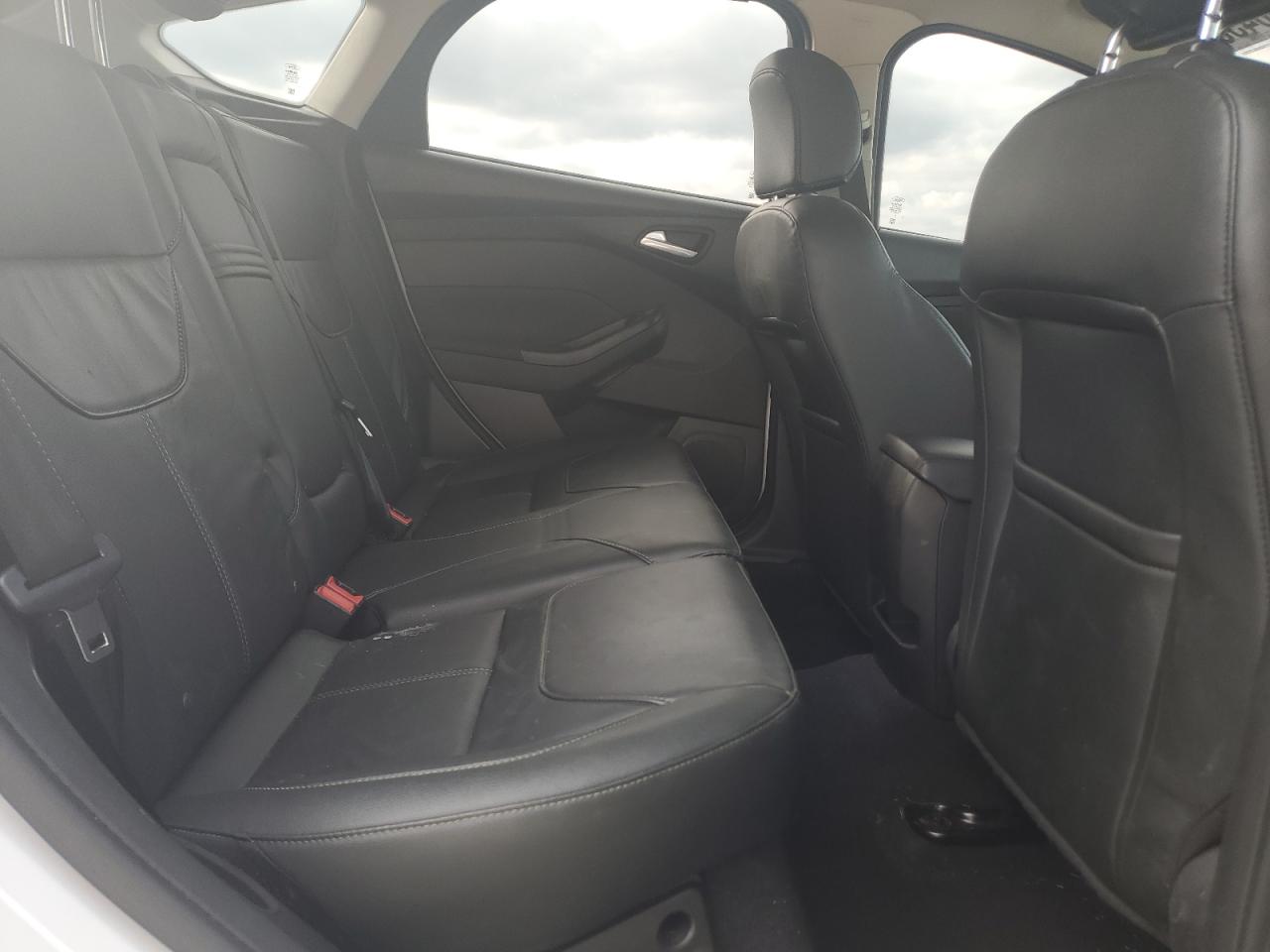 Ford Focus Se Image 9