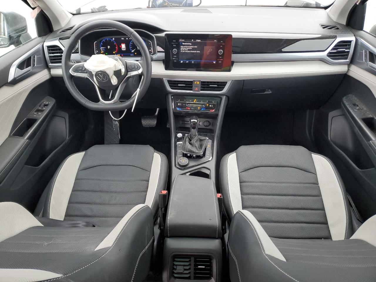 Volkswagen Taos Sel Image 6