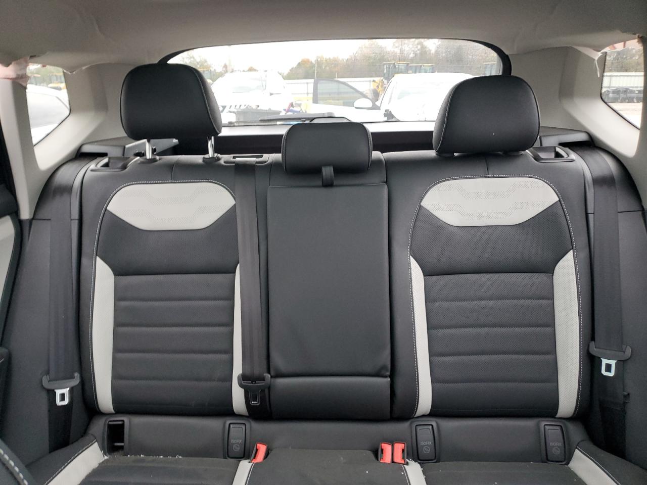 Volkswagen Taos Sel Image 12