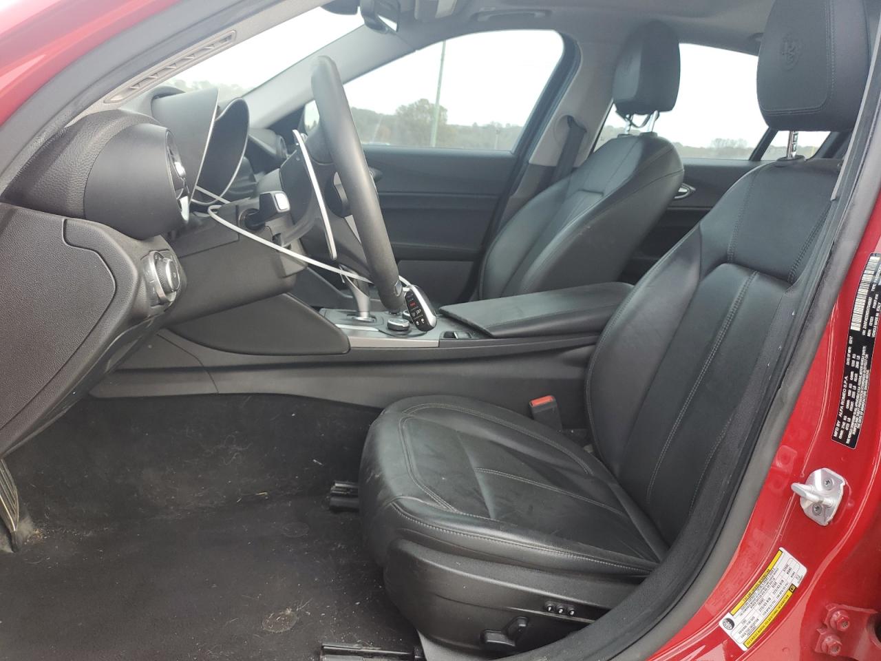 Alfa Romeo Giulia Q4 Image 6