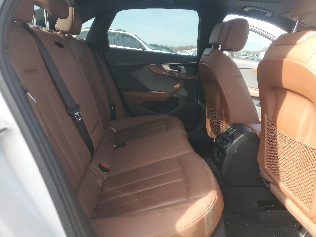 Audi A4 Premium 40 Image 7