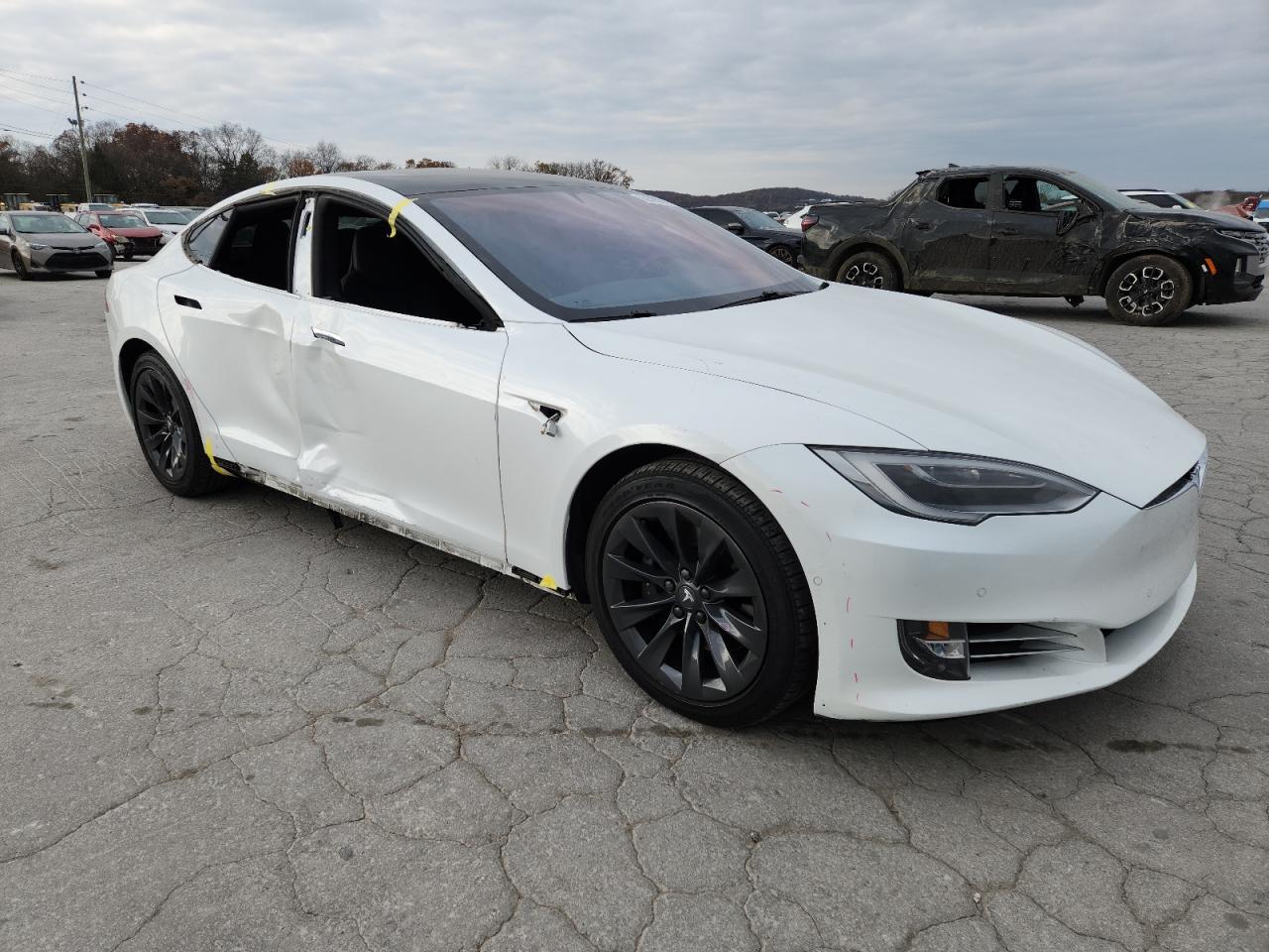 Tesla Model S Image 4