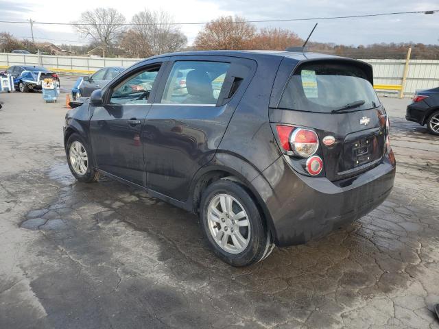 Chevrolet Sonic Lt Image 2