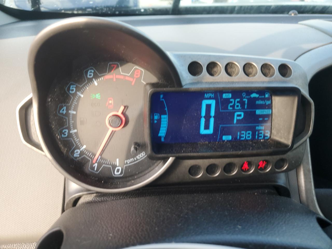 Chevrolet Sonic Lt Image 10