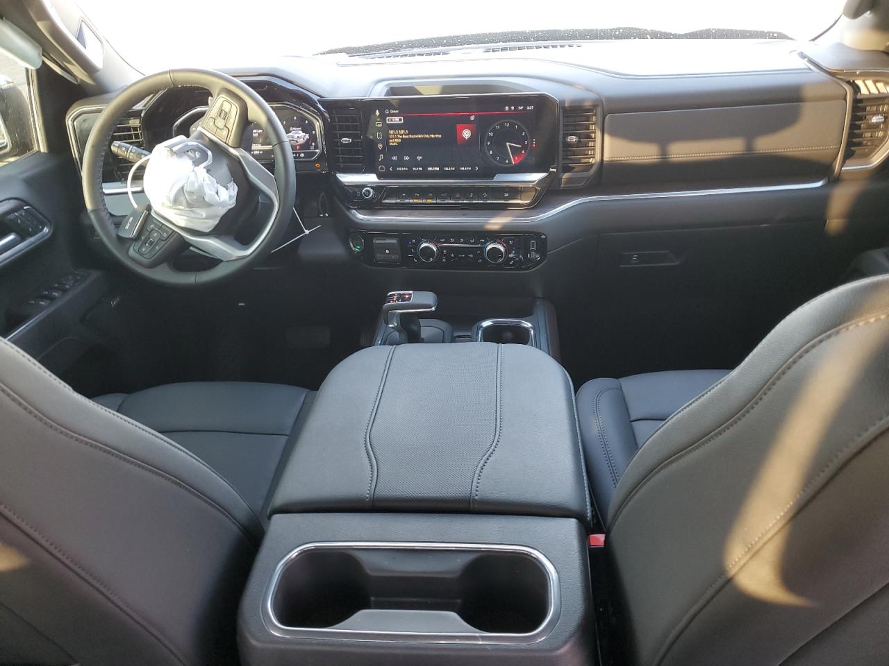 GMC Sierra K1500 Slt Image 11