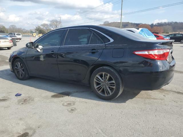 Toyota Camry Le Image 8