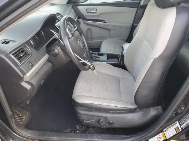 Toyota Camry Le Image 3