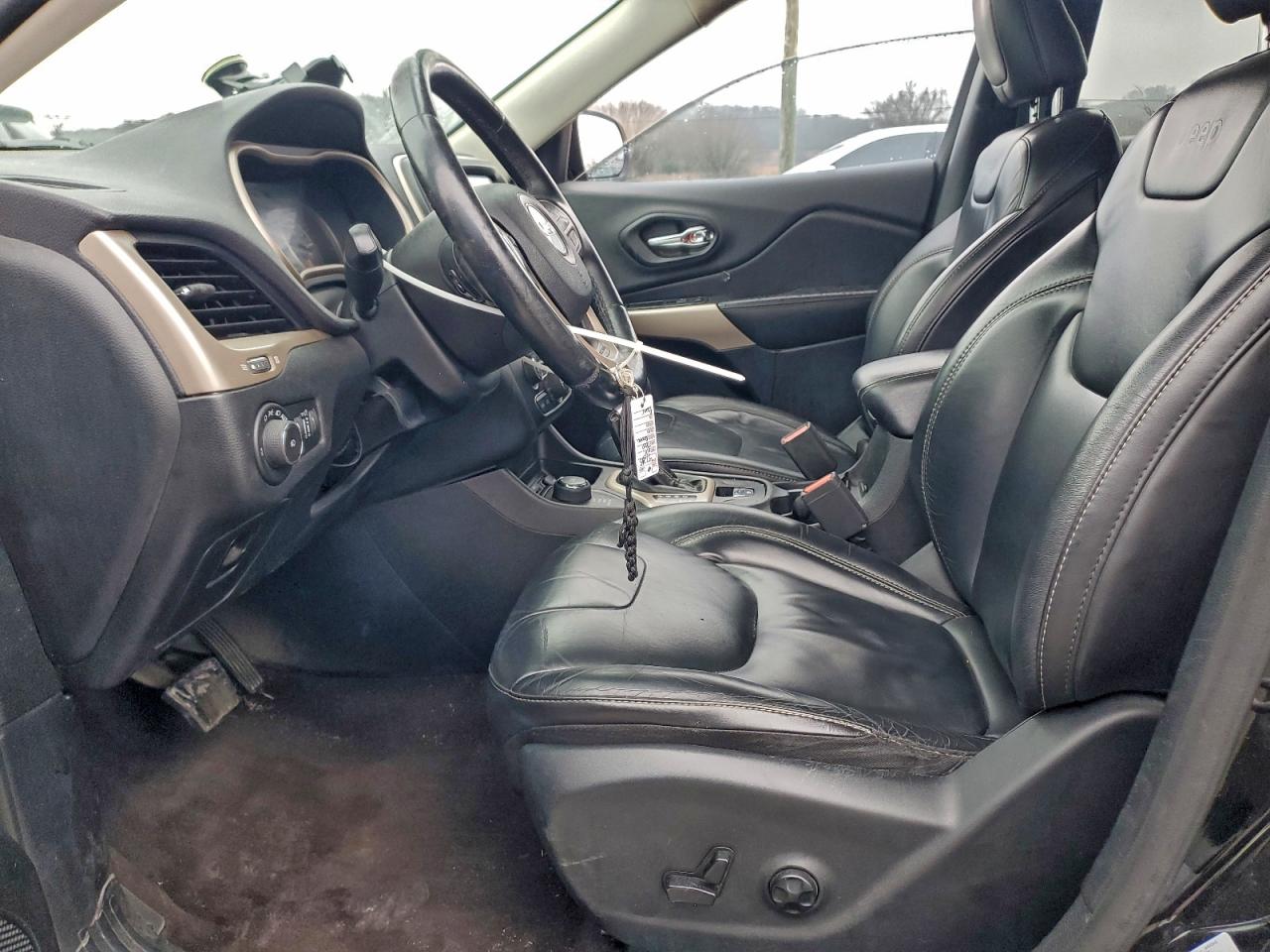 Jeep Grand Cherokee Limited Image 4