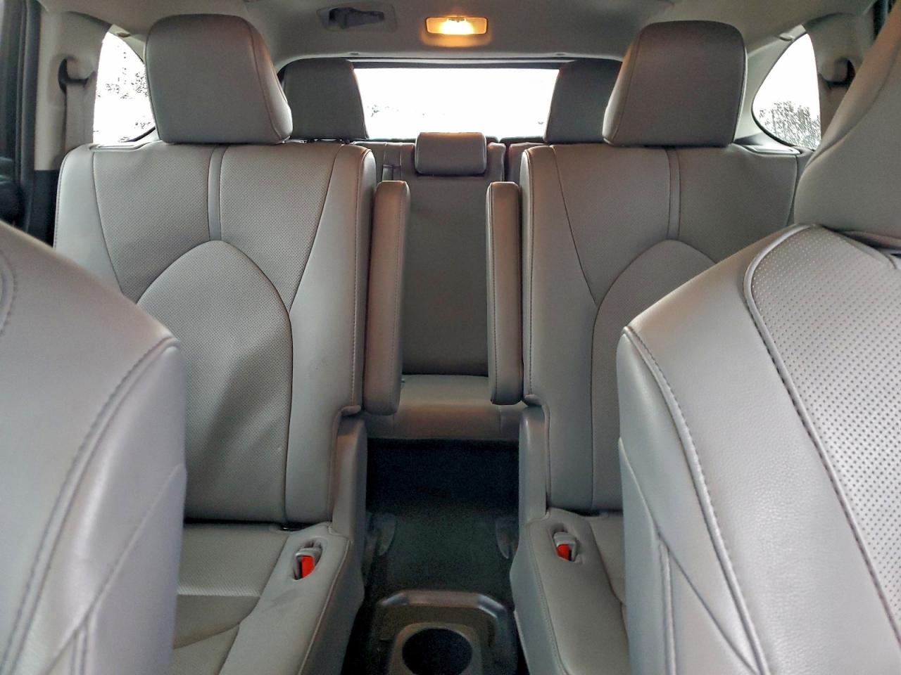 Toyota Highlander Limited Image 9